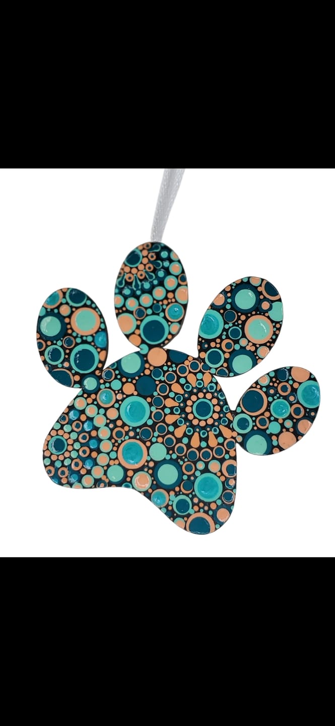 Customer photo review of Unfinished Wood Paw Print Shape - Pet Craft - up to 36"