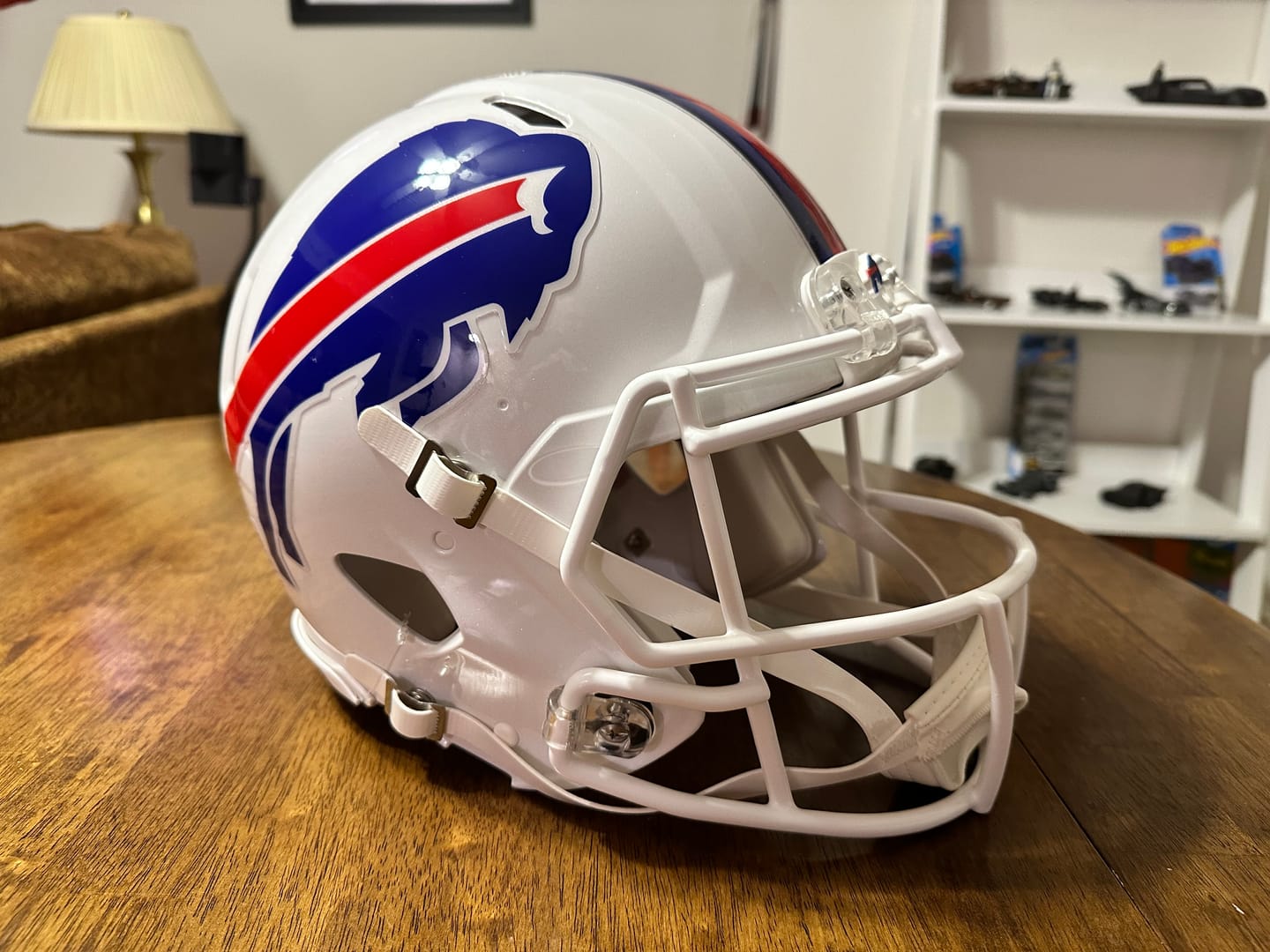 Customer photo review of Buffalo Bills Riddell Speed Authentic Football Helmet