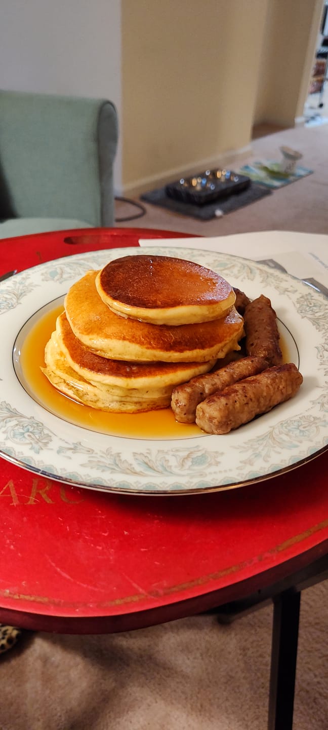 Customer photo review of Cousin T's Maple Syrup & Pancake Mix Bundle