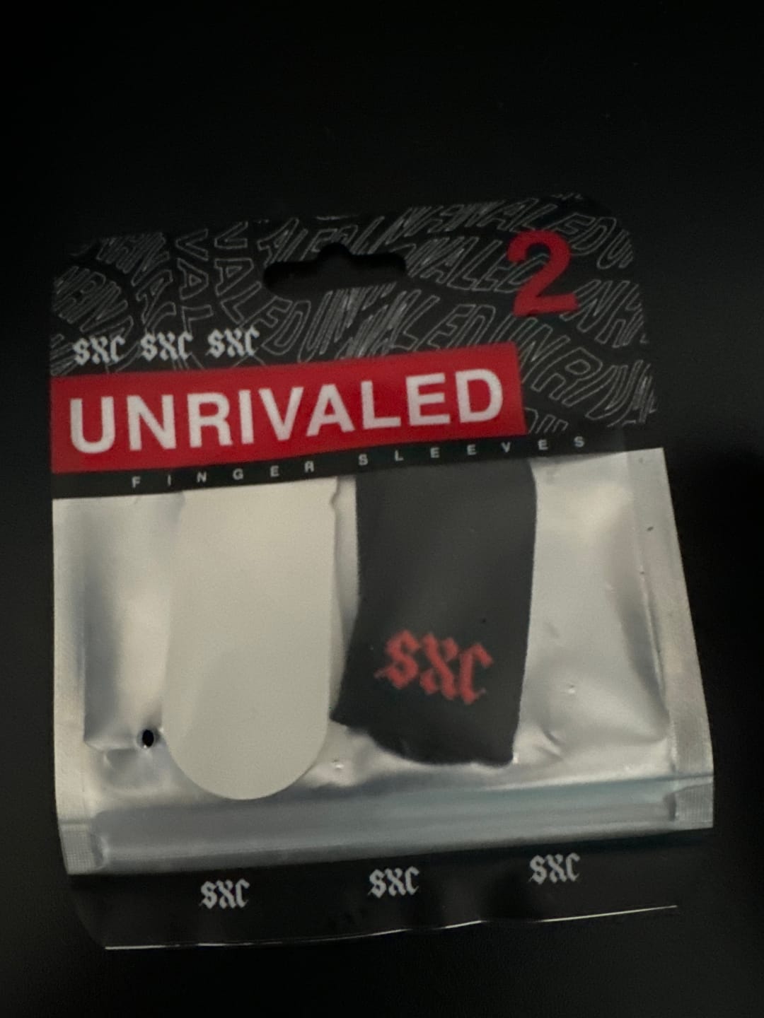 Customer photo review of "UNRIVALED 2.0" Finger Sleeves Three Pack