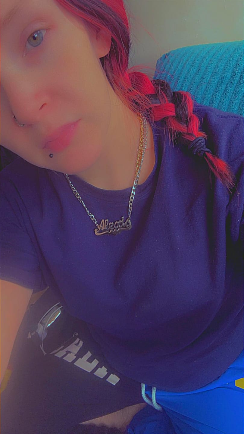 Customer photo review of Classic Heart Bar 3D Plated Name Necklace