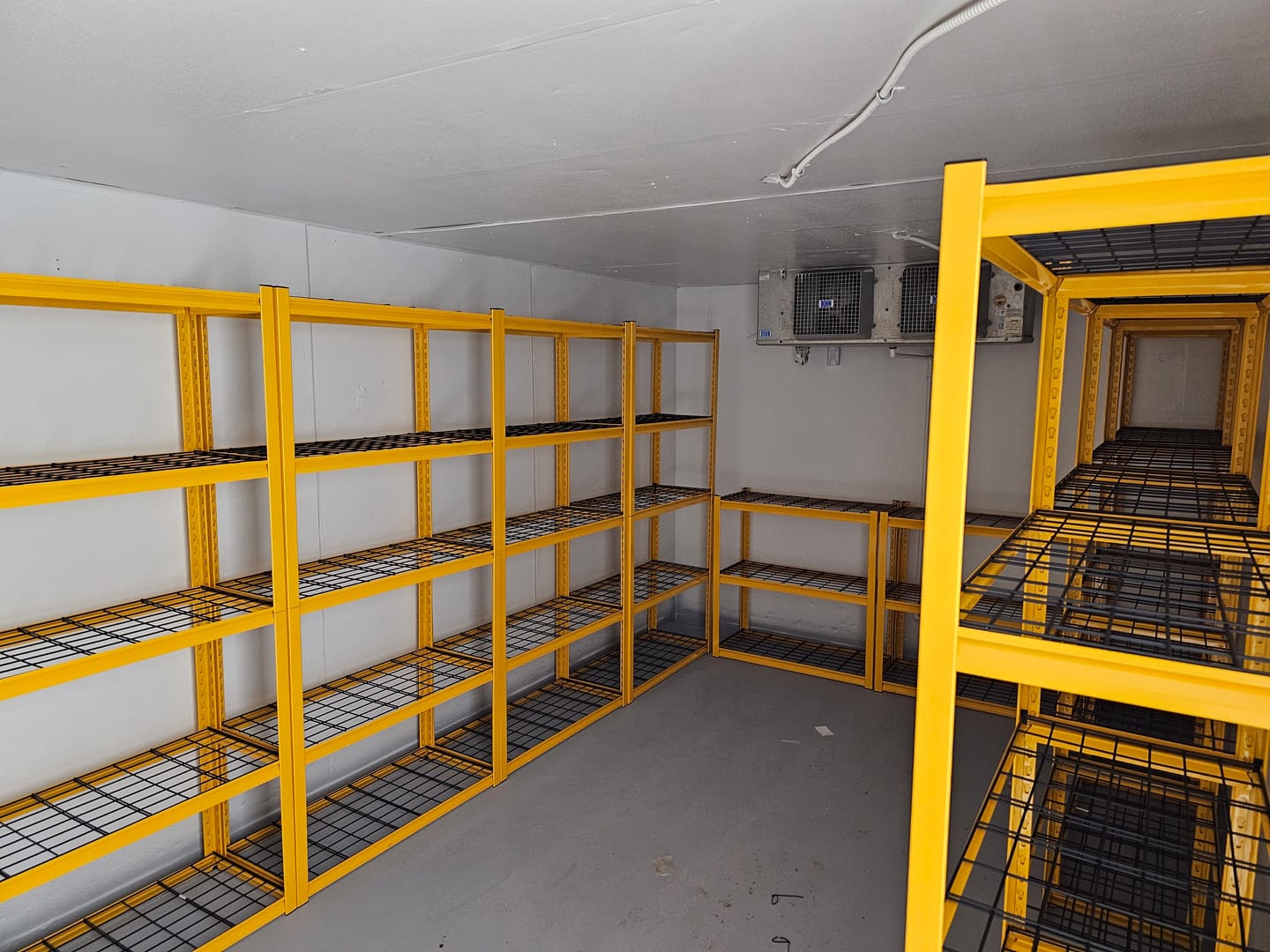 Customer photo review of REIBII 40"W x 18"D Garage Shelving Heavy Duty Shelving  2550 LBS Adjustable Storage Shelves for Pantry Kitchen Basement Warehouse