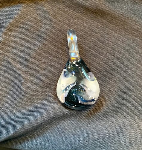 Customer photo review of Ocean Crash Teardrop Pendant with Infused Cremation Ash