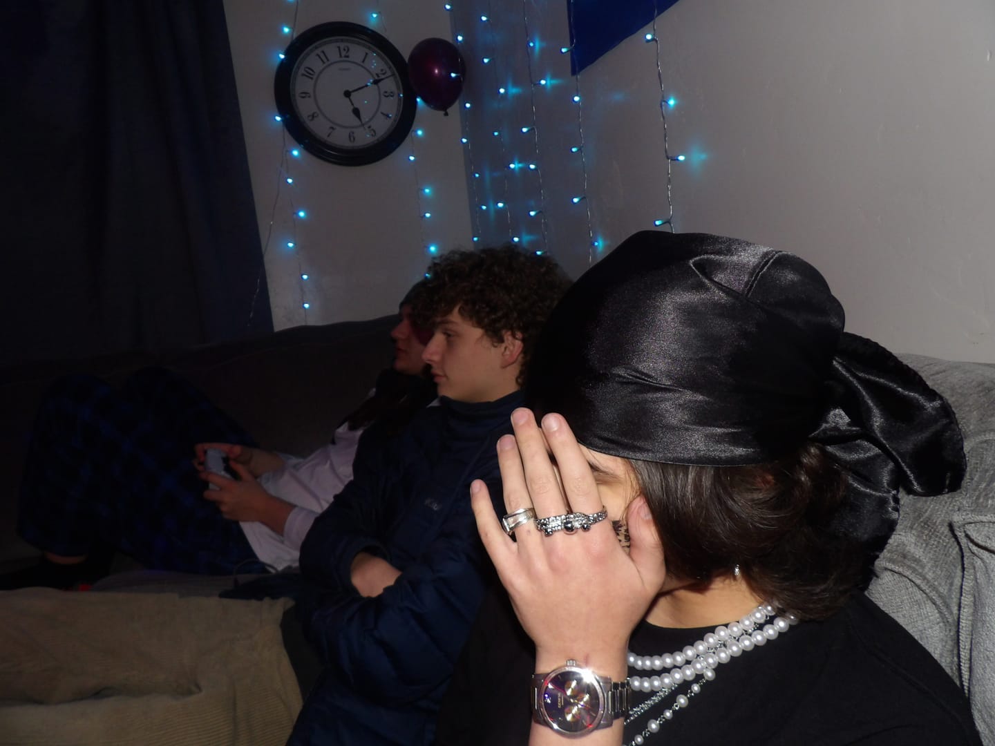 Customer photo review of DOUBLE FINGER OCTOSKULL RING