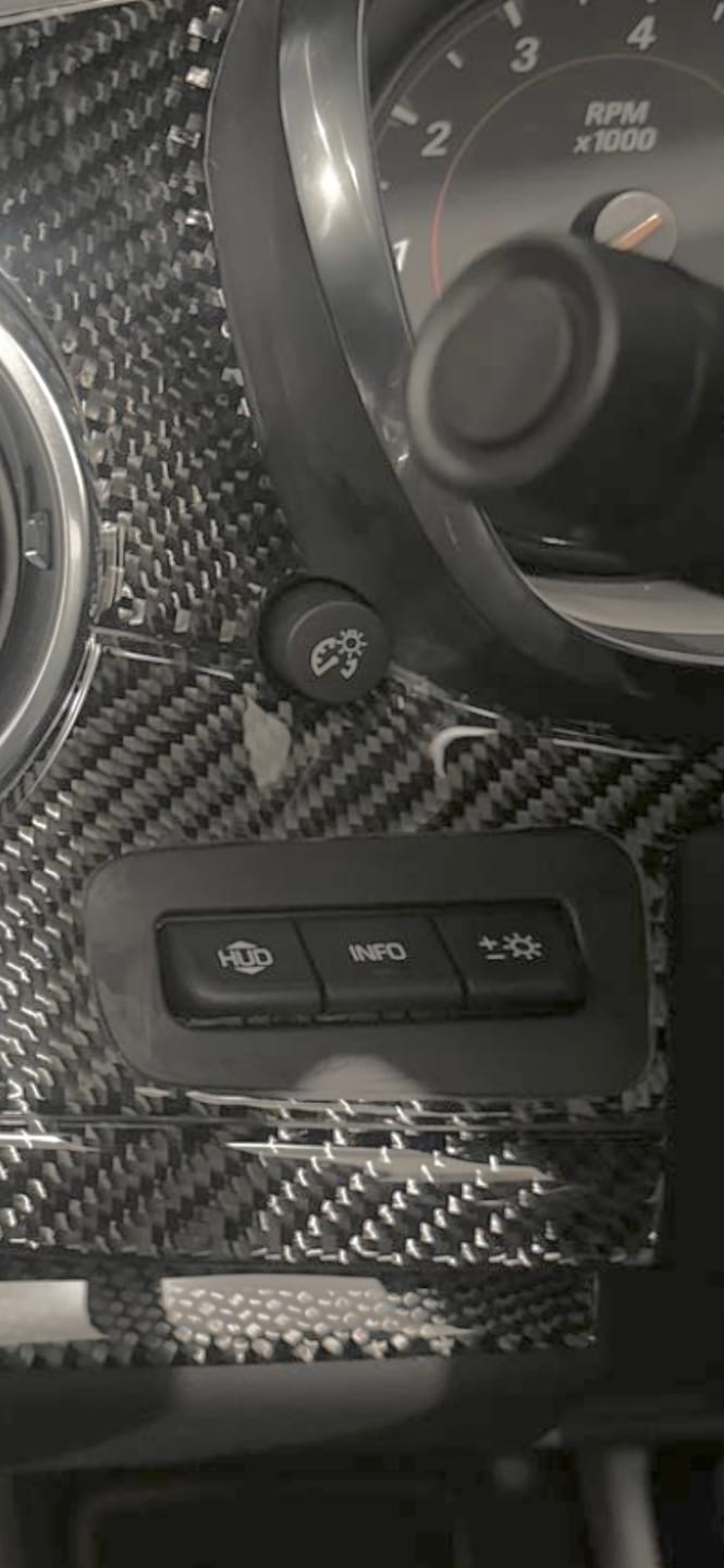 Customer photo review of 2016-2024 Chevy Camaro Real Carbon Fiber Driver Side Dash Overlay