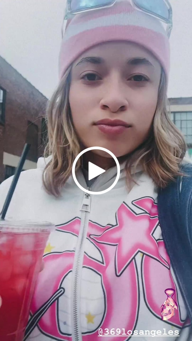 Customer video review of Spider Full Zip Hoodie & Flare Sweatpants Set