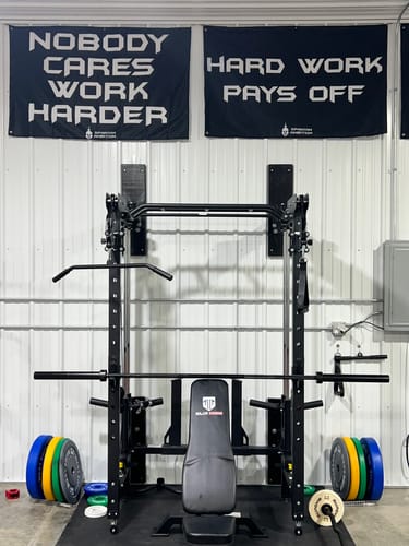 Customer photo review of MAJOR FITNESS All-In-One Home Gym Folding Power Rack Package Lightning F35