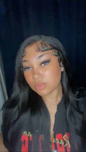 Customer photo review of 5x5 Invisible Lace Closure Glueless Wigs Long Straight Human Hair Wigs 180% Density