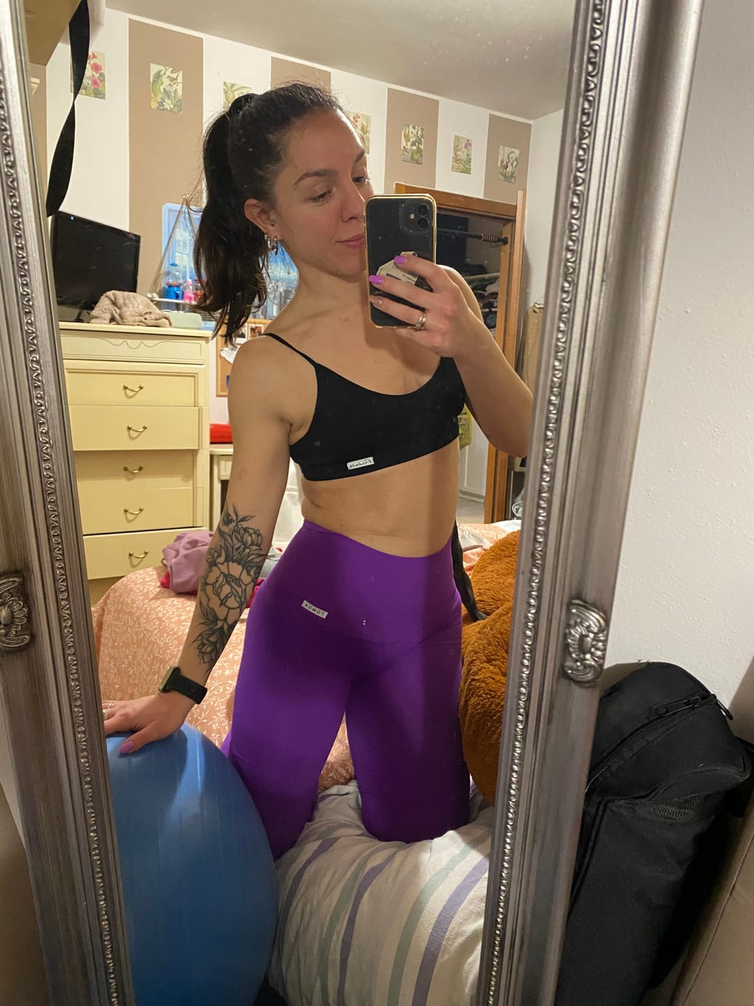 Customer photo review of Leggings All-Up Violet