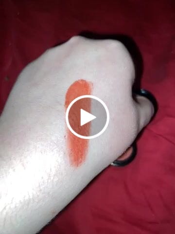 Customer video review of Huuli- ja Poskipuna Metsäbiomilla