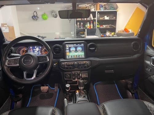 Customer photo review of Dywaniki samochodowe na zamówienie - Przód i tył