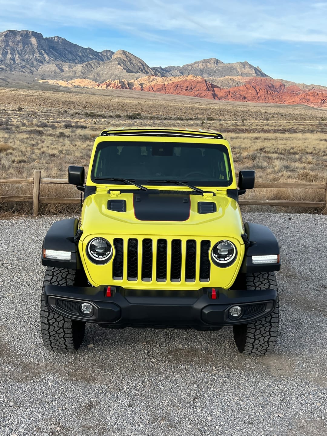 Customer photo review of RUBICON Hood Graphic | Matte Black - fits Wrangler JL & Gladiator JT