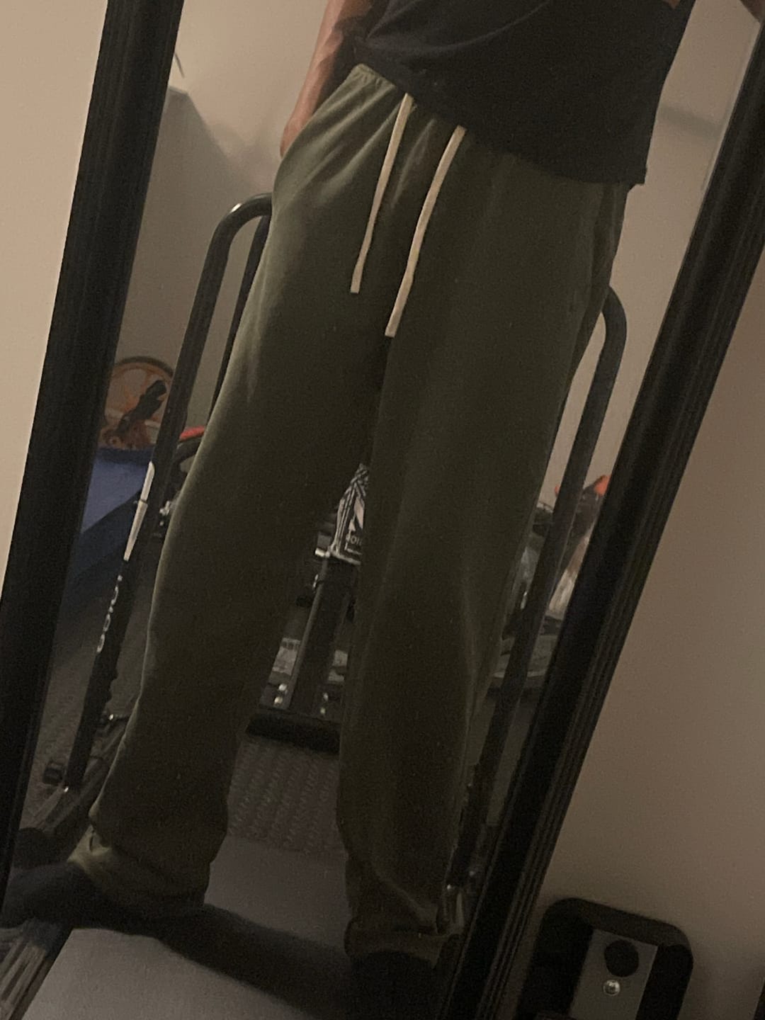 Customer photo review of Raku Pants