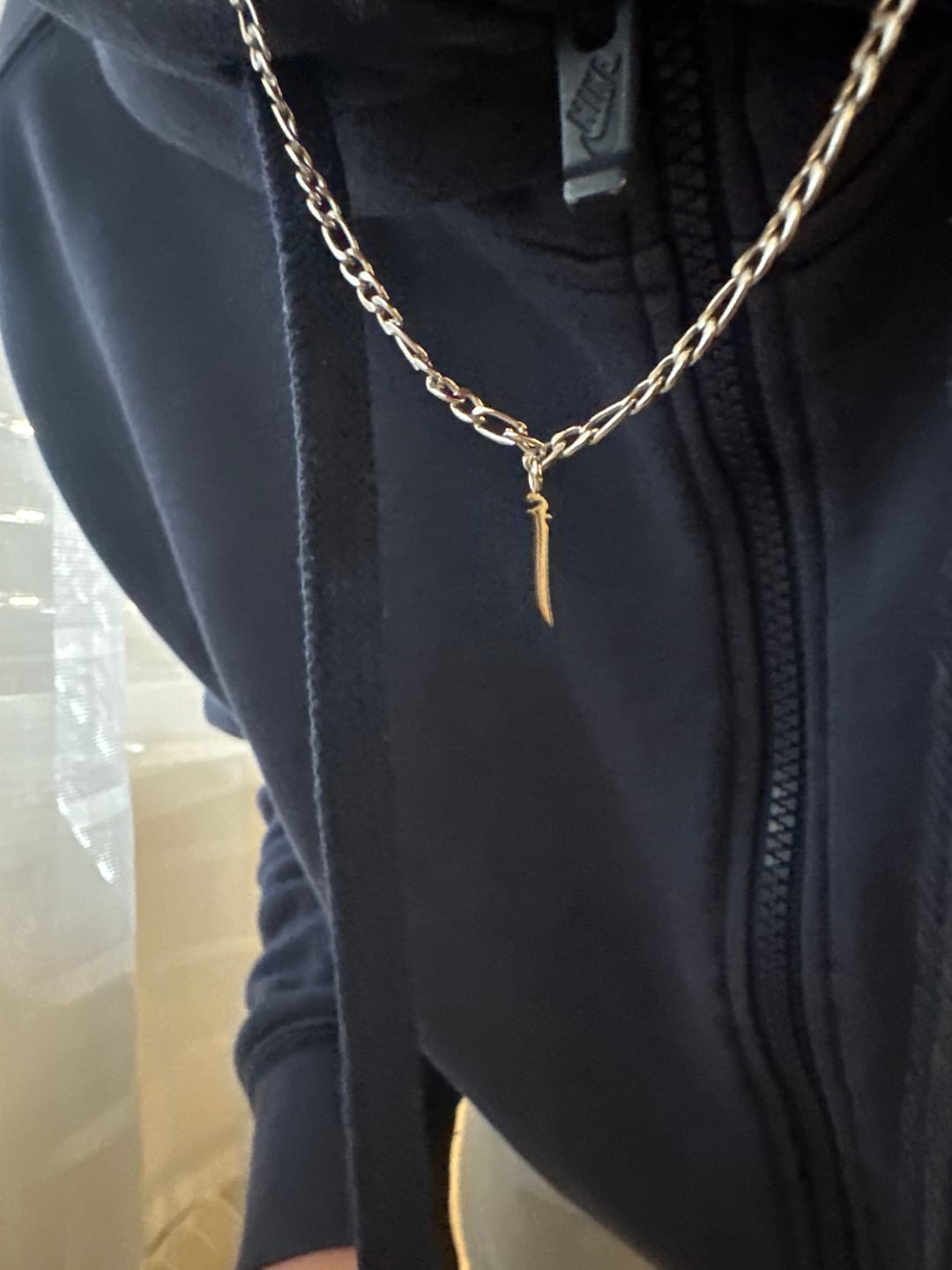 Customer photo review of Arabic Letter Halskette | 18K vergoldet