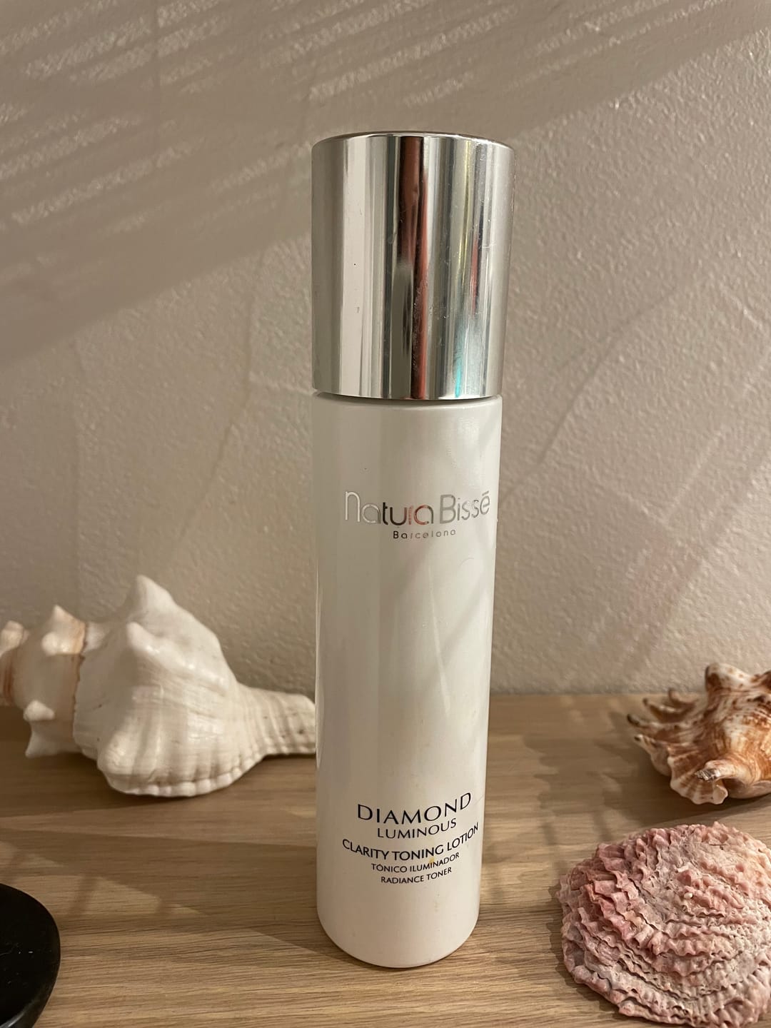 Customer photo review of Natura Bissé DIAMOND Luminous Clariity Toning Lotion 200ml