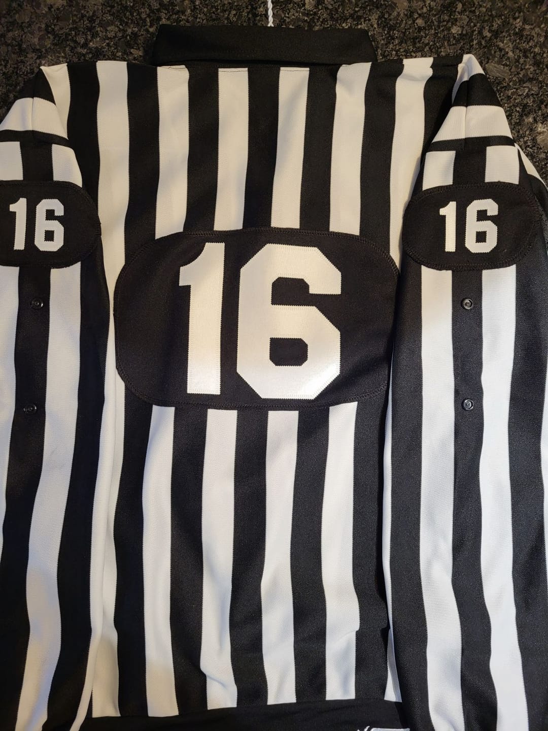 Customer photo review of WHITE NON-WAXED HOCKEY REFEREE LACES