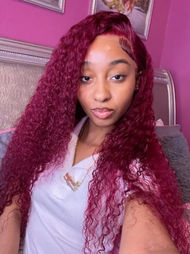 Customer photo review of 99J Burgundy Curly Hair Undetectable Glueless HD Lace Frontal Wig