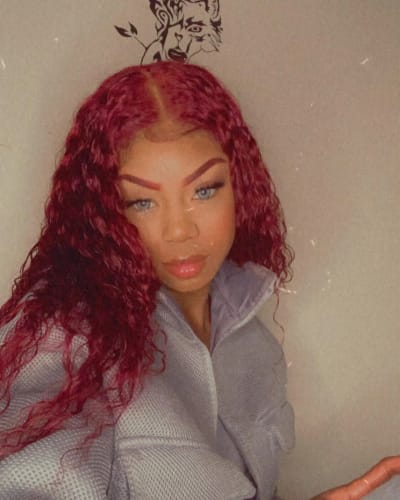 Customer photo review of 99J Burgundy Curly Hair Undetectable Glueless HD Lace Frontal Wig