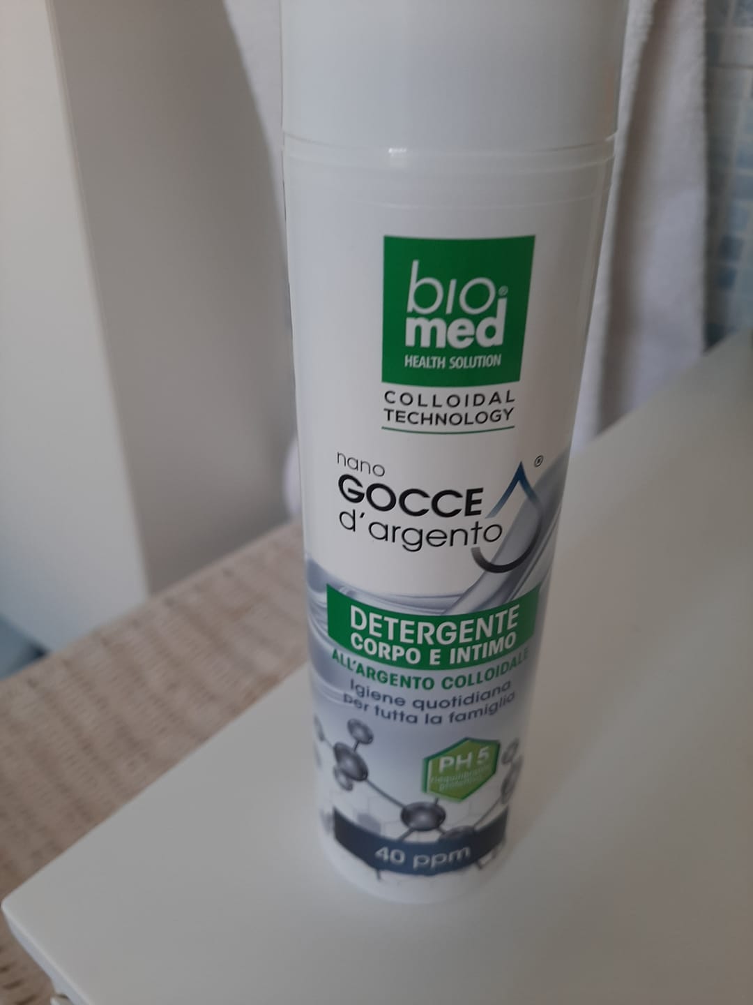 Customer photo review of ARGENTO COLLOIDALE PURO - GEL DETERGENTE CORPO E INTIMO BIOMED - 200 ml. - 40 ppm