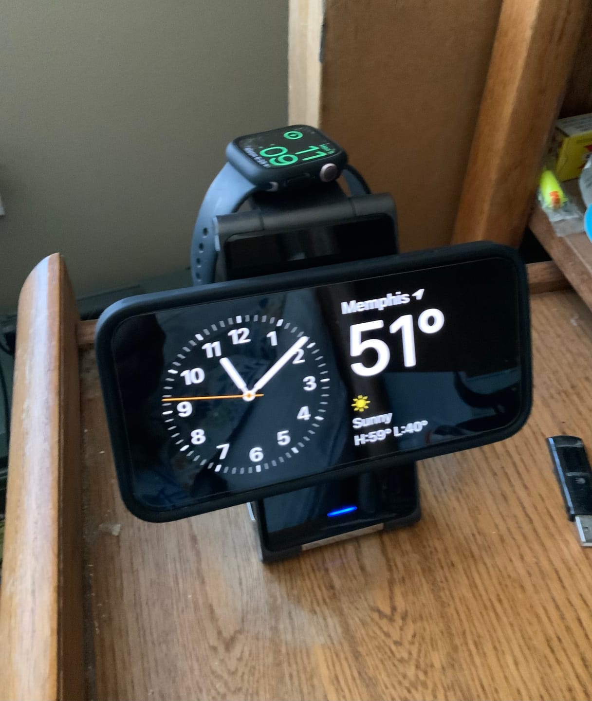 Customer photo review of PASSPORT - WIRELESS CHARGING STATION