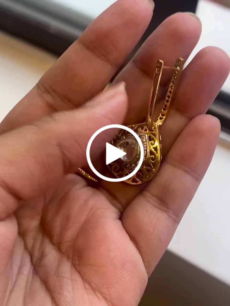 Customer video review of Modern Earrings With Diamantes And Kundan Drop