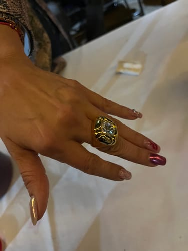 Customer photo review of Anillo Sweets