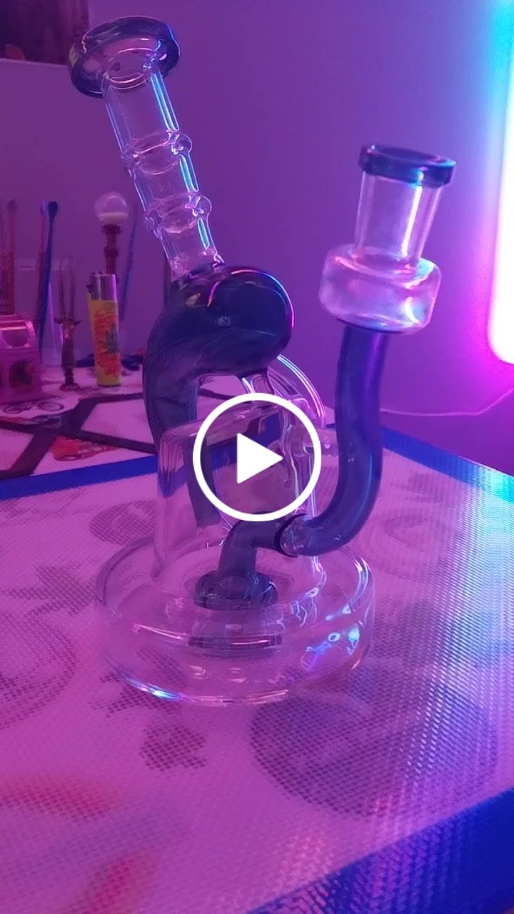 Customer video review of 7IN SEMI RECYCLER DAB RIG