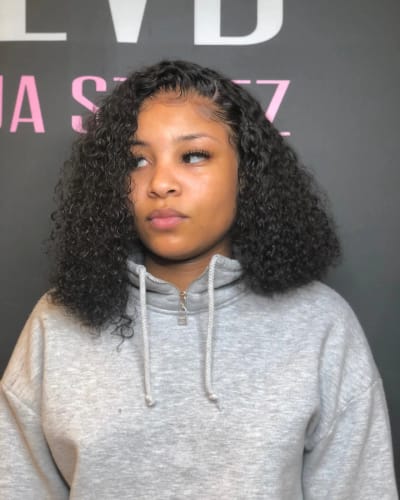 Customer photo review of Curly Wear Go Bob Wig 5x5 HD Lace Bouncy Curly Glueless Human Hair Wig