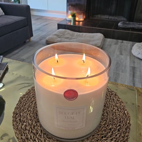 Customer photo review of Baby Big Ass Candle (150 oz, 300-500 hours)
