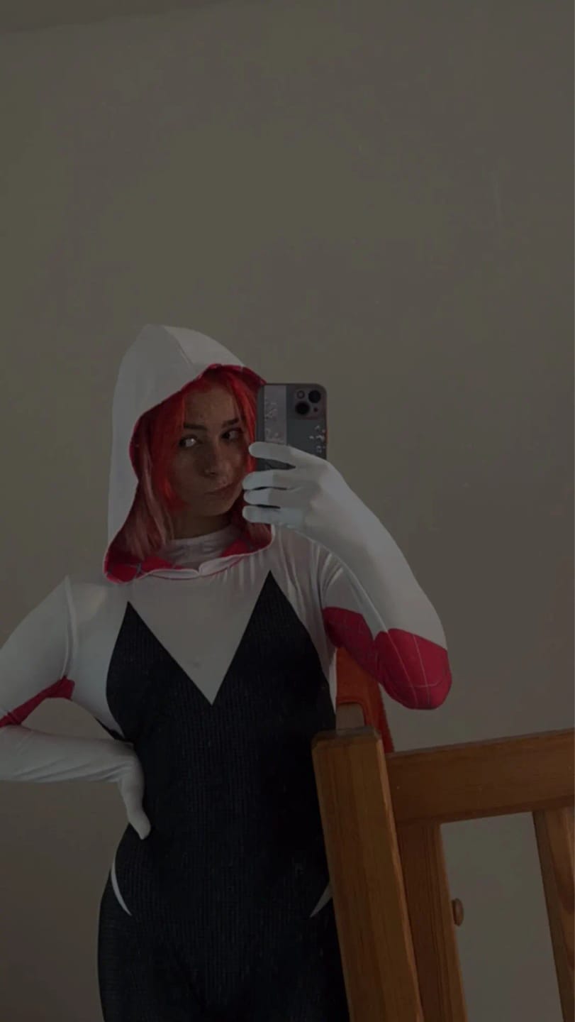 Customer photo review of Spider Gwen Costume Adult