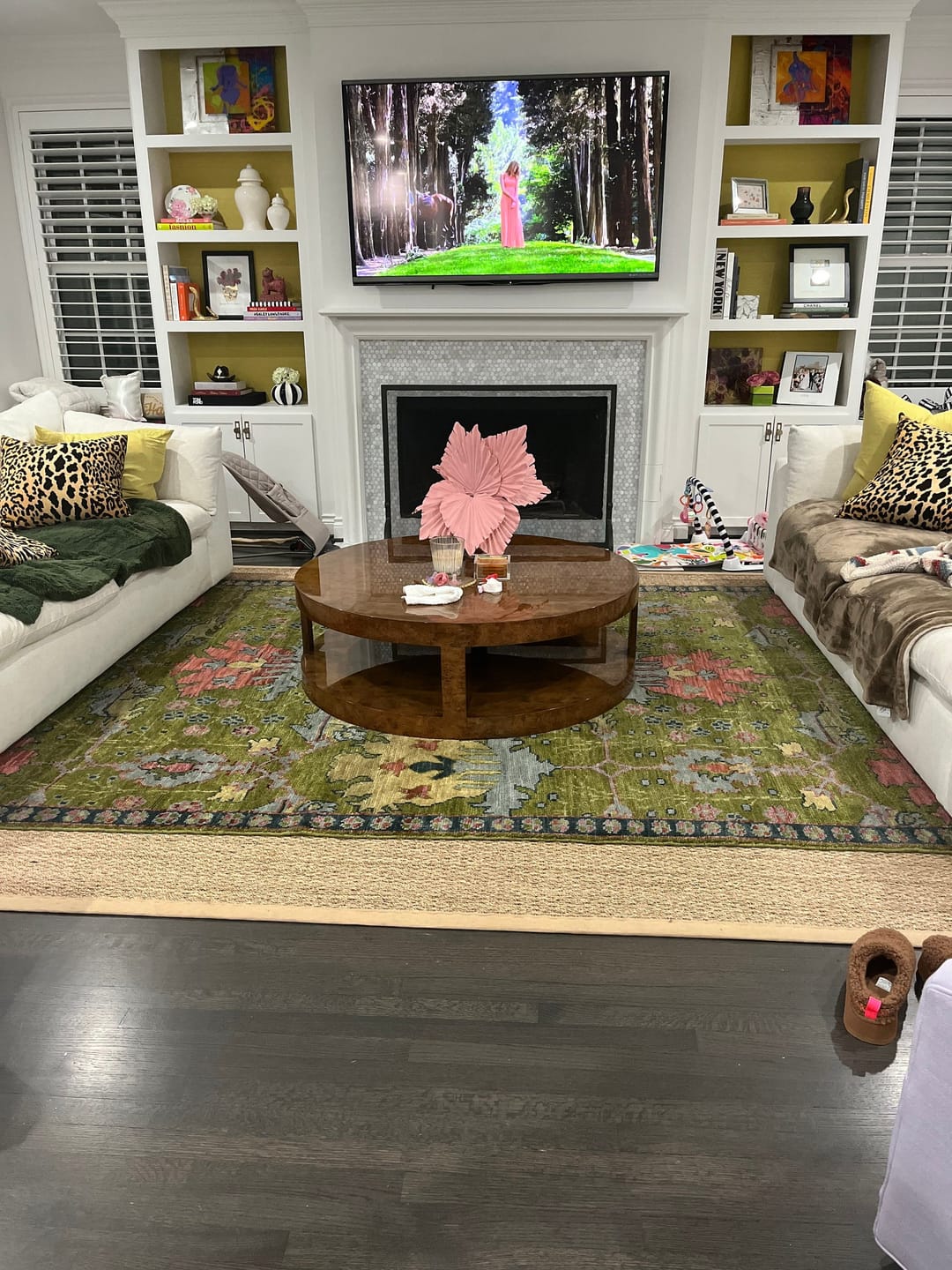 Customer photo review of 8x10, 9x12, 10x14 and 12x15 Moss Green, Blue and Peach Hand Knotted Vibrant colorful Donegal Design Wool Rug | TRDCP1491