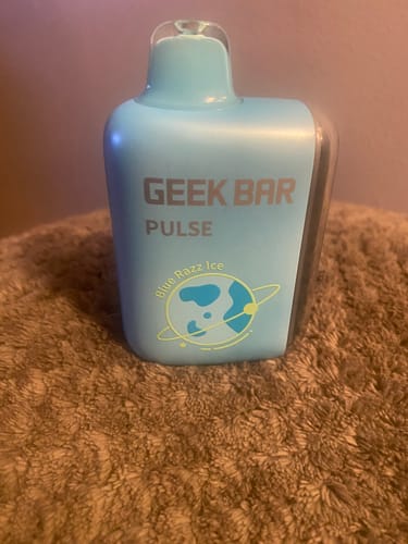 Customer photo review of Geek Bar Pulse 15000 Puffs