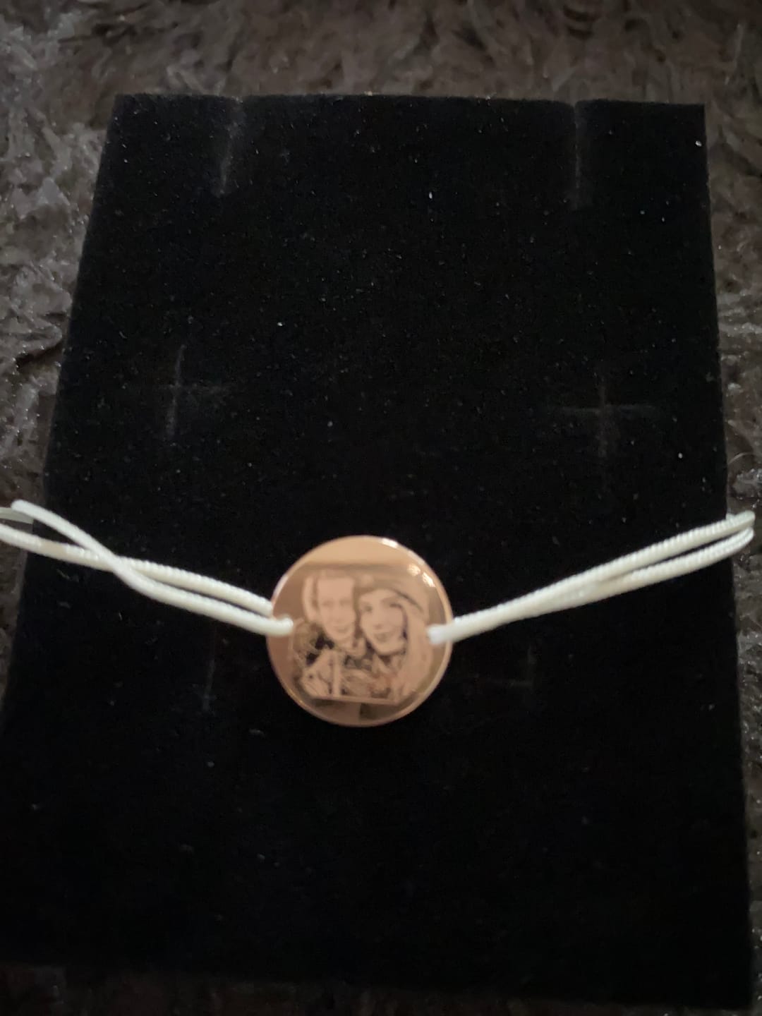 Customer photo review of MONA MARIA ARMBAND TEXTIL MIT FOTO