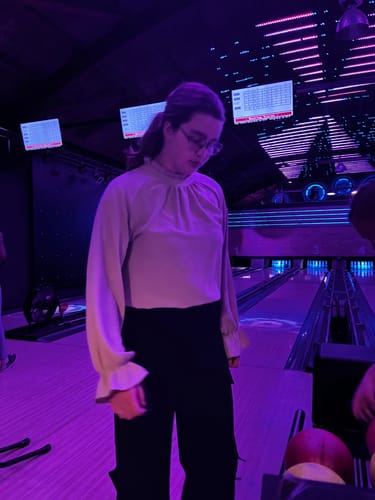 Customer photo review of Basic Blouse Met Kraagje Bruin