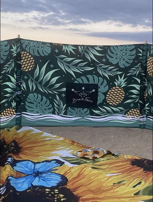 Customer photo review of PINAPPLE OASIS - 20 ft Beach Windscreen, Rubber Mallet and Carry Bag Included