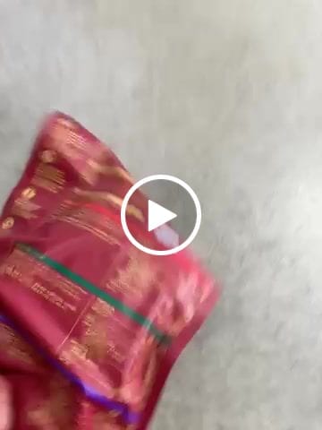 Customer video review of BBQ Spicy Pork Dried Meat Bakkwa