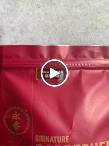 Customer video review of BITE SIZE BAKKWA - MALA FLAVOUR (100G)