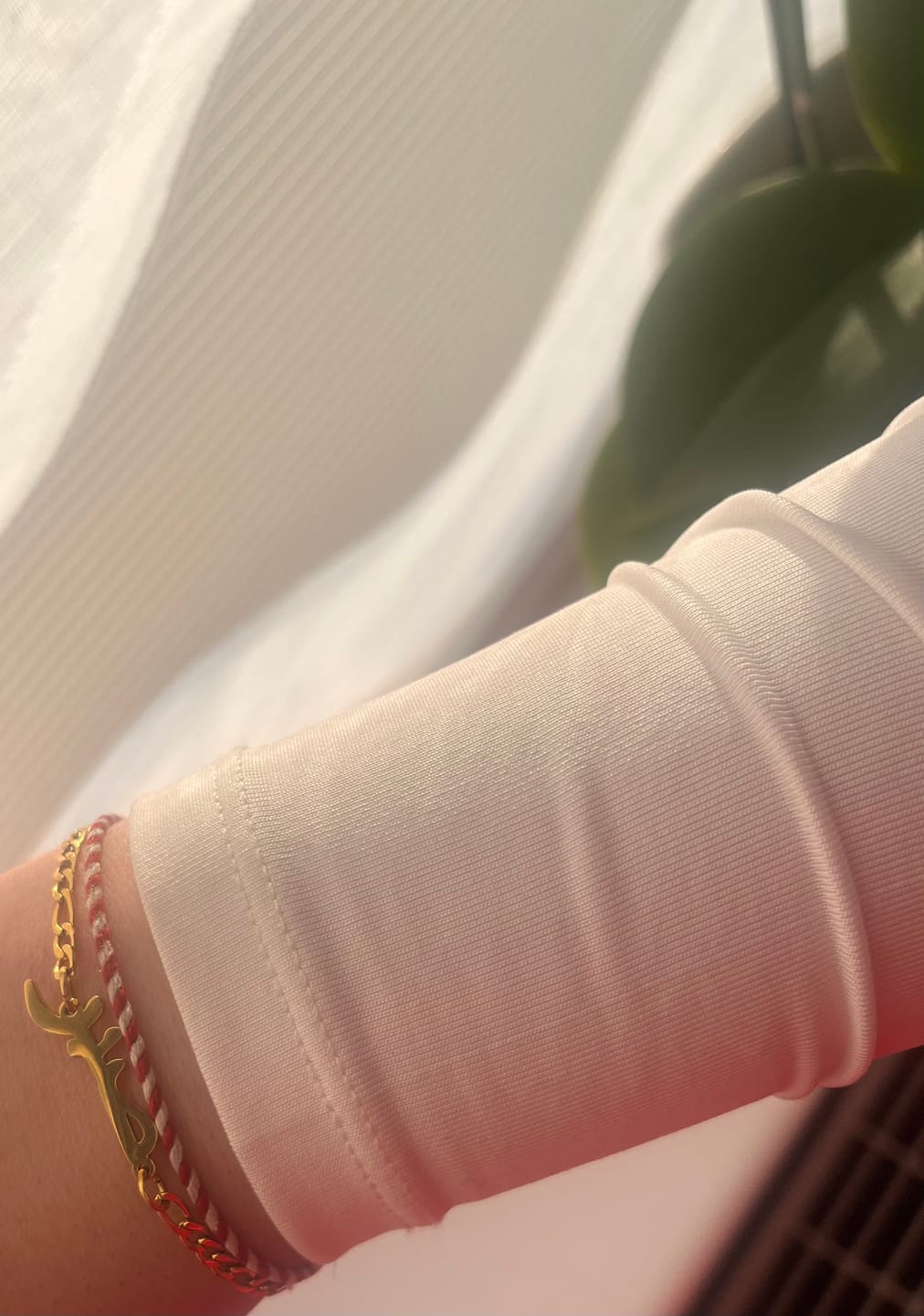 Customer photo review of Sabr Armband | 18K vergoldet