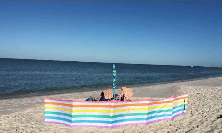 Customer photo review of PASTELS - 20 ft Beach Windscreen, Rubber Mallet and Carry Bag Included