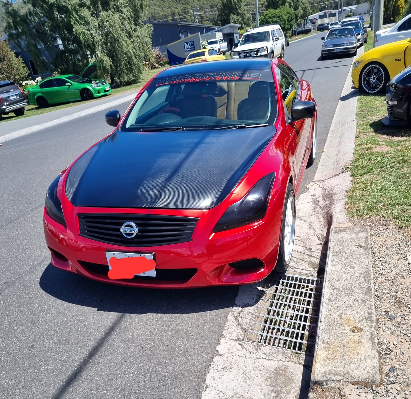 Customer photo review of Hardtuned Keyline Window Banner