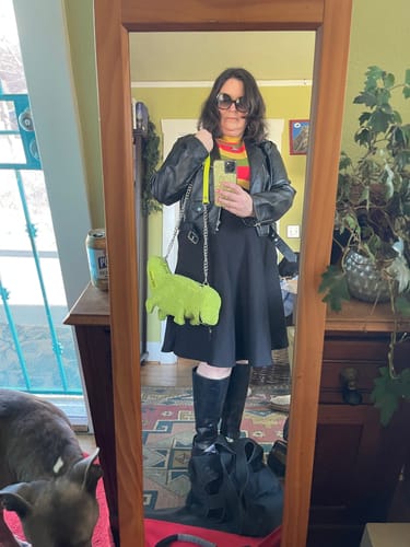 Customer photo review of BACKLOT - EDWARD SCISSORHANDS Topiary Dino Bag