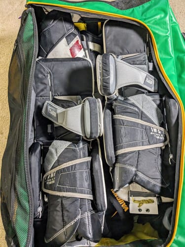 Customer photo review of Conway+Banks Hockey Bag