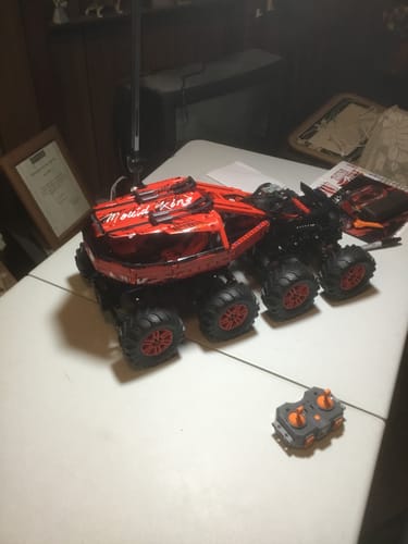 Customer photo review of The Ultimate 8 Wheel Drive Off Roader 1961pcs