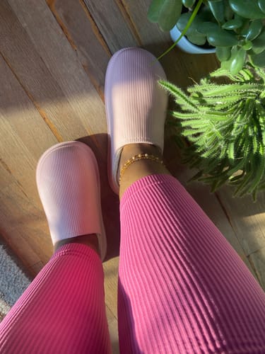 Customer photo review of Cushion Slides with Fur - Cloud Slides