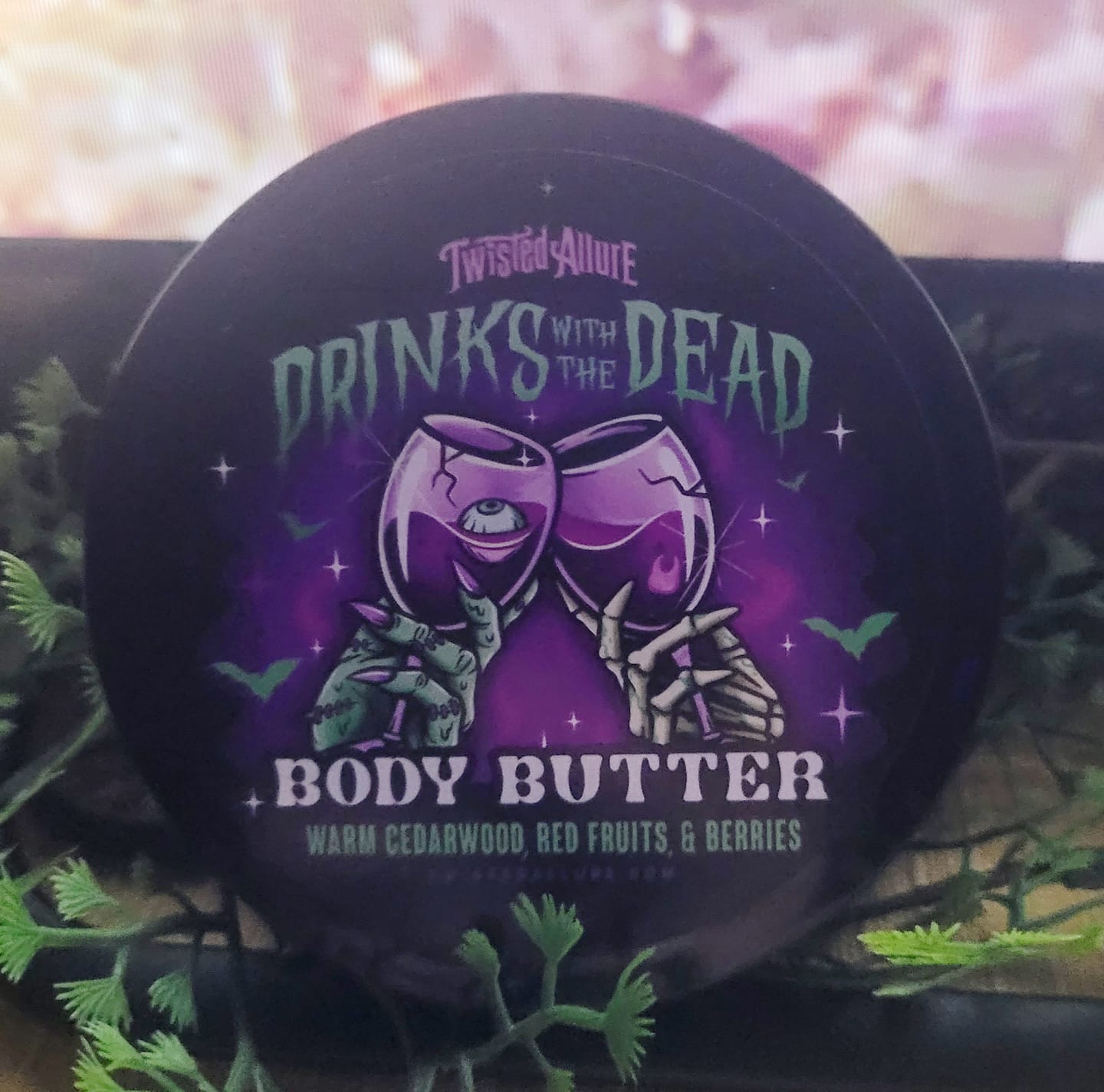 Customer photo review of Drinks with the Dead body butter (Cedarwood, red fruits & berries)