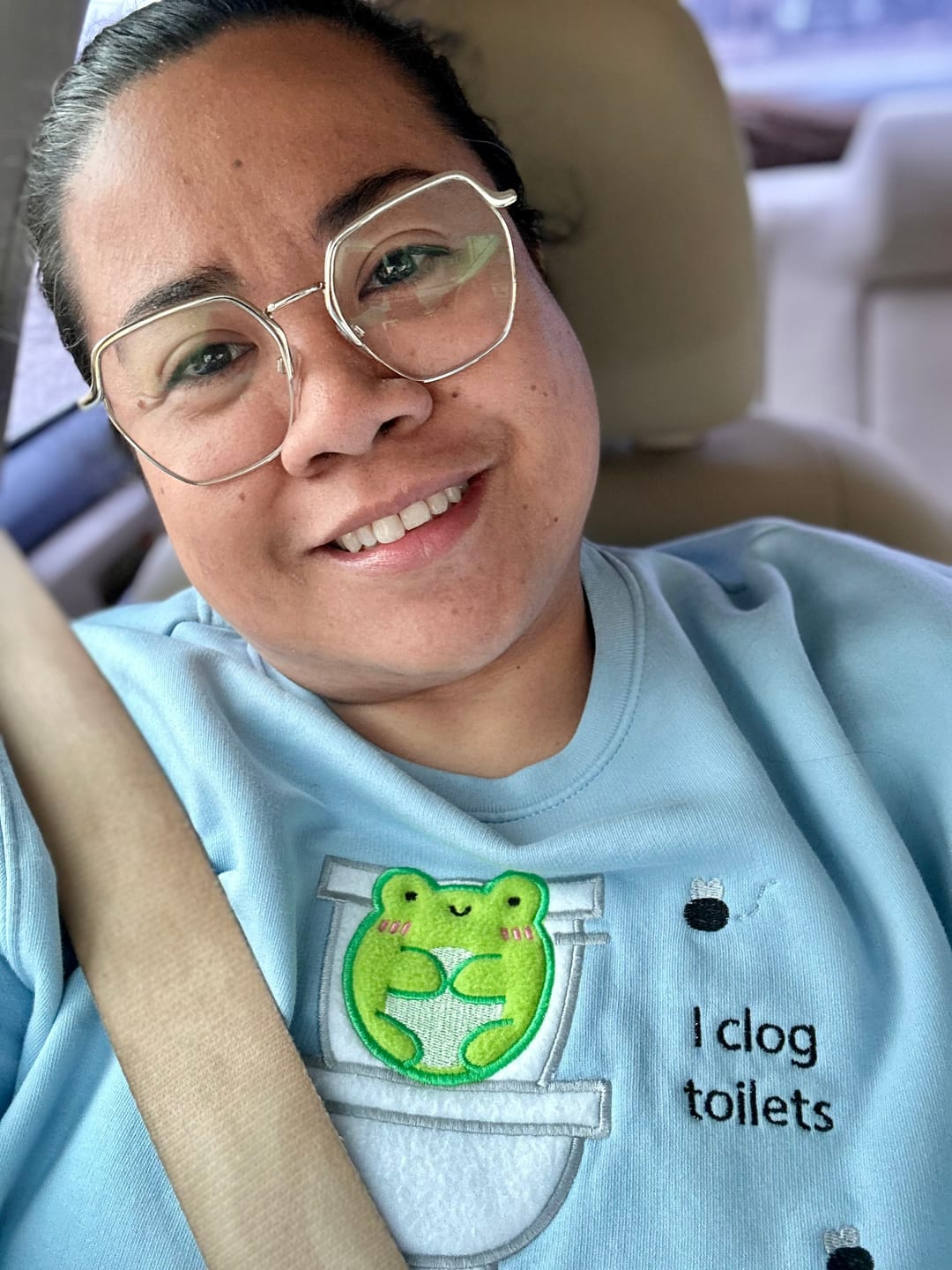 Customer photo review of Organic Cotton I Clog Toilets Sweatshirt
