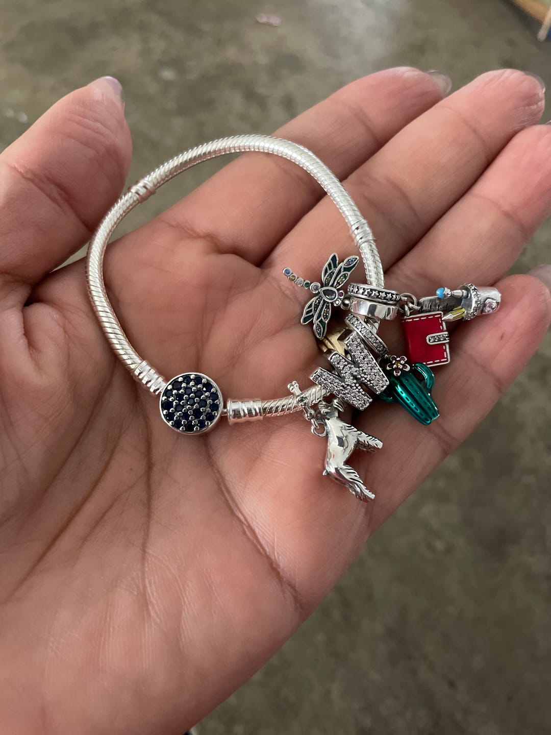 Customer photo review of Pulsera Zirconias