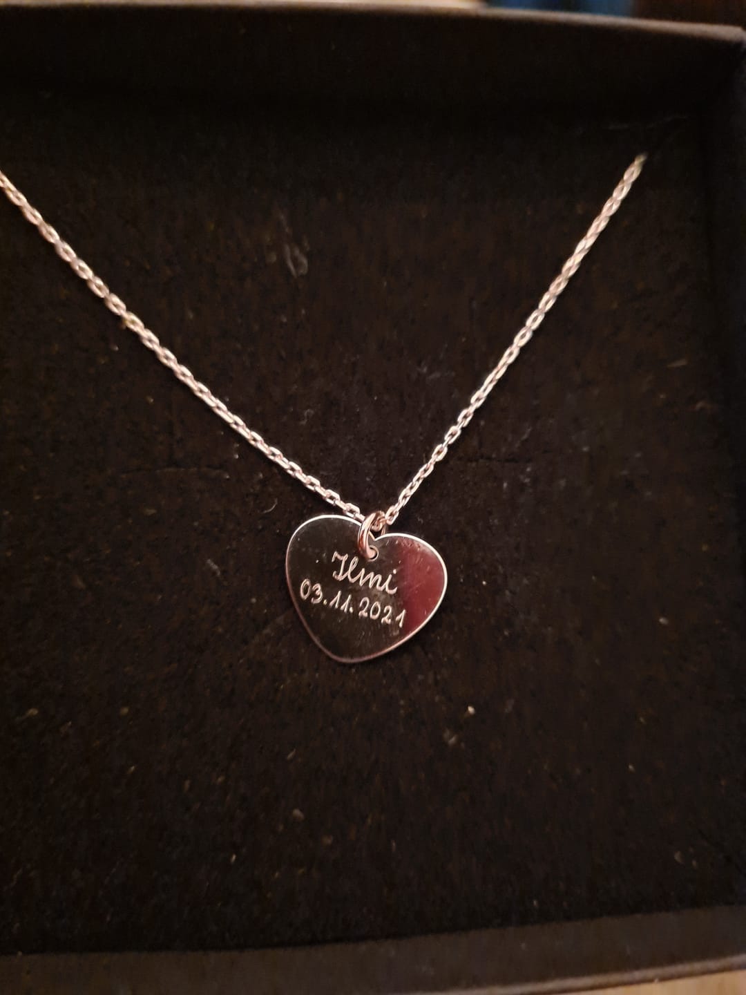 Customer photo review of Herzkette mit Gravur