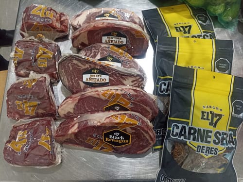 Reseña con foto de un cliente sobre New York Steak Dry Aged