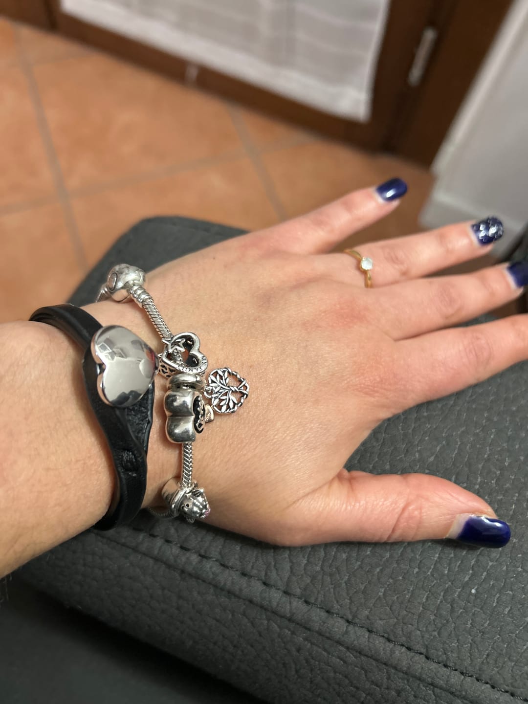 Customer photo review of Bracciale pelle Cuore Mio Palladio Tulsi